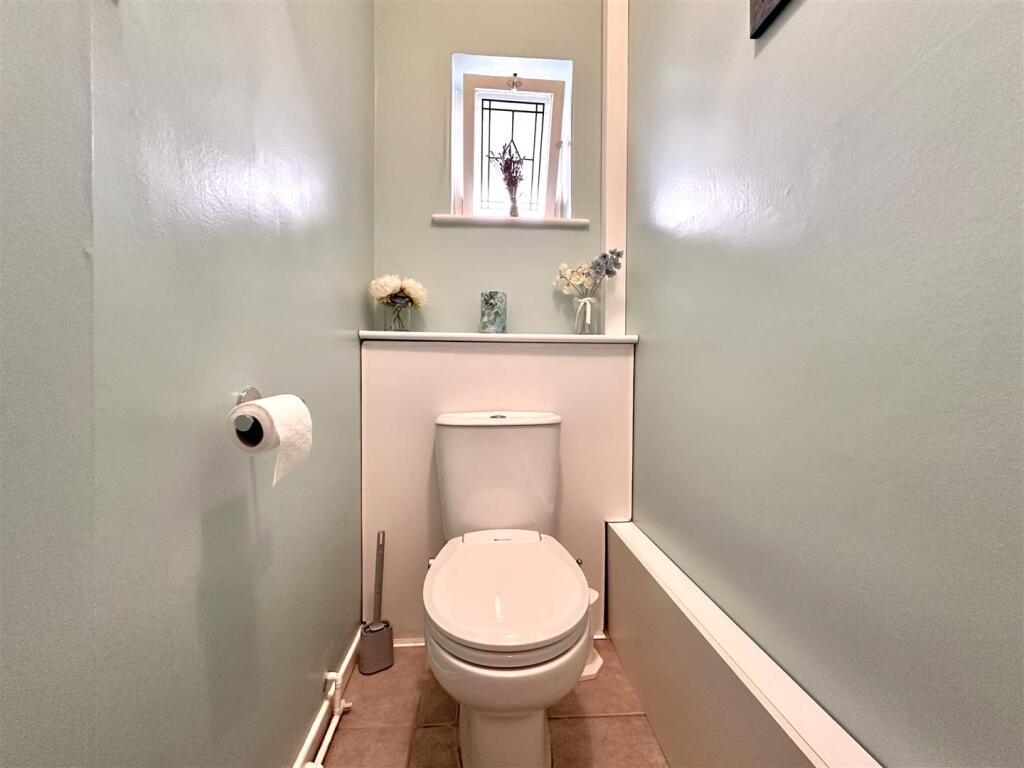 Ground Floor W.C  014