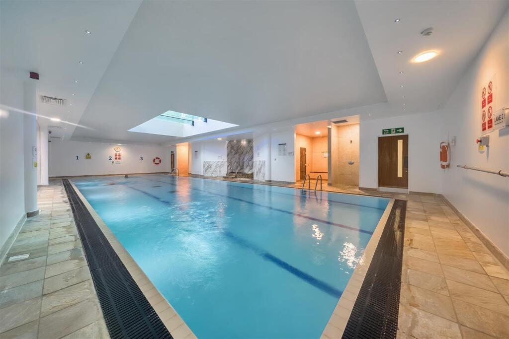 Swimming Pool:
