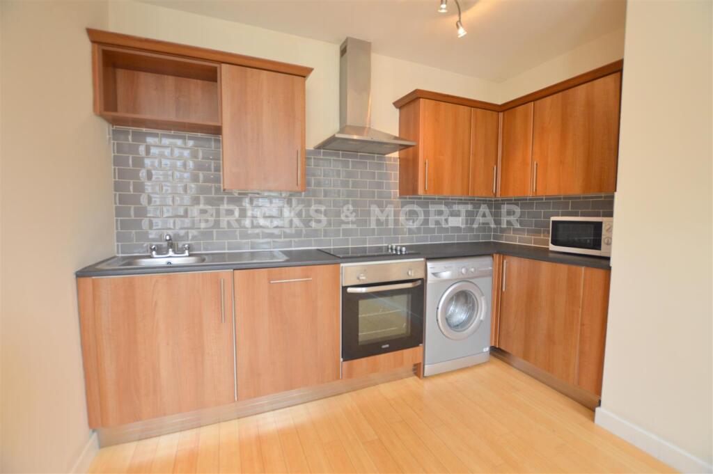 Flat 2, 24 Portland Terrace Kitchen.jpg