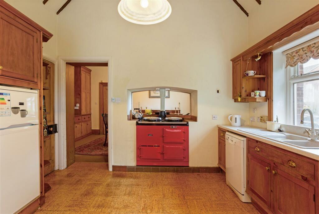 66106_St. Marys House, 14 High Street, Overton - (