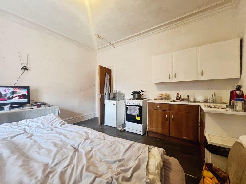 Flat 2
