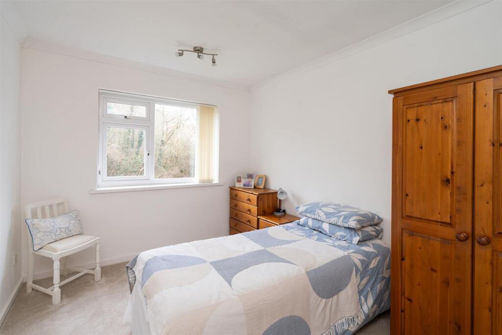 36 Milholme Green_17.jpg