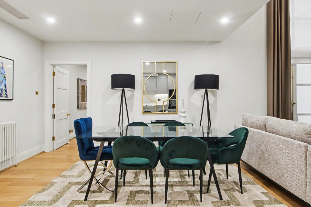 Woods Mews, Mayfair, London W1K