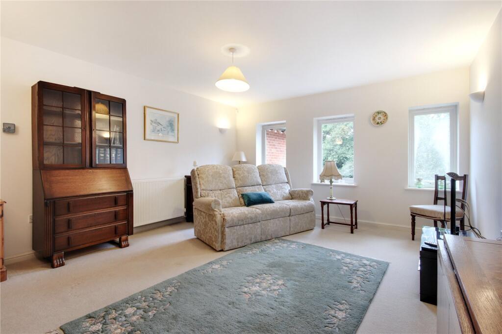 Sitting/Dining Rm