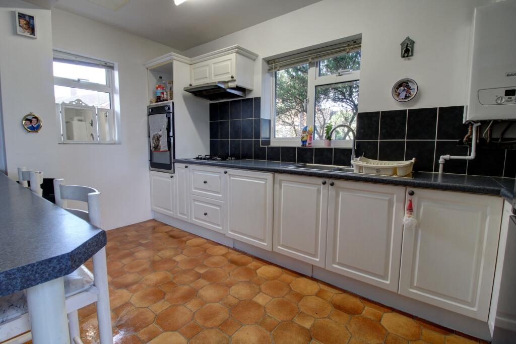 Kitchen1