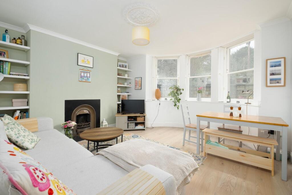 Garden Flat, 7 Cotham Side, BS6--16.jpg