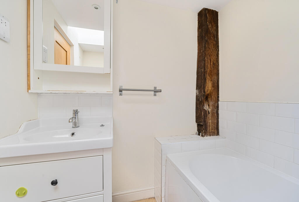 11-6821d5cd5c6c1-...