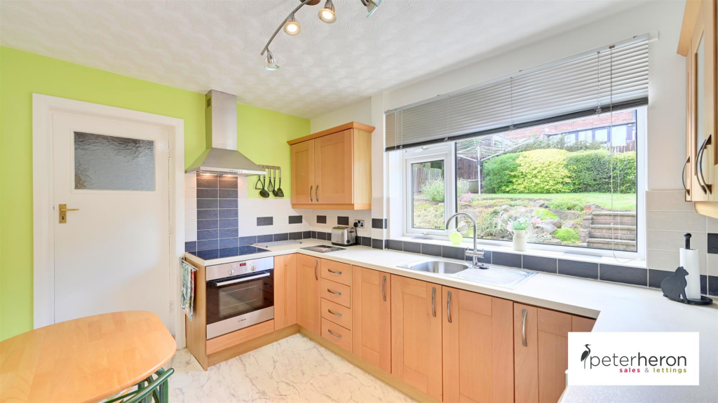 Breakfasting Kitchen