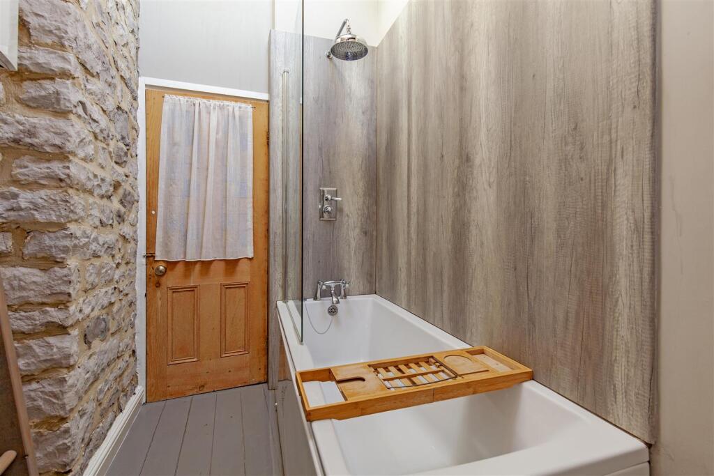 Bathroom-2.jpg