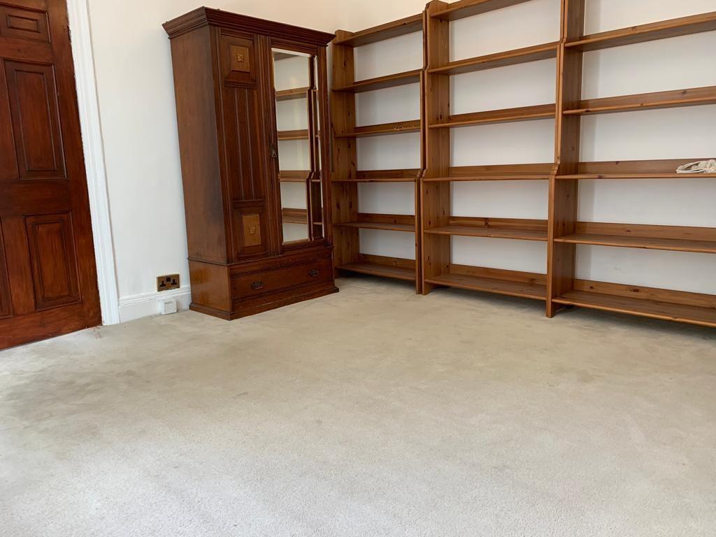 BEDROOM SIX