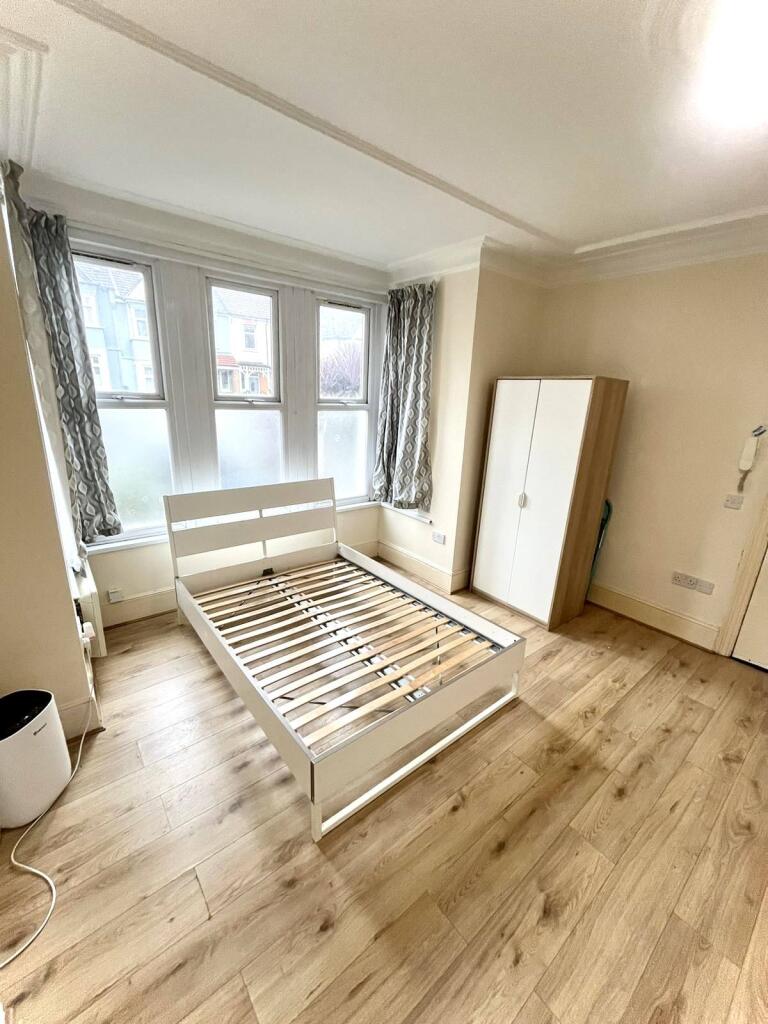 Main Reception / Sleeping Area