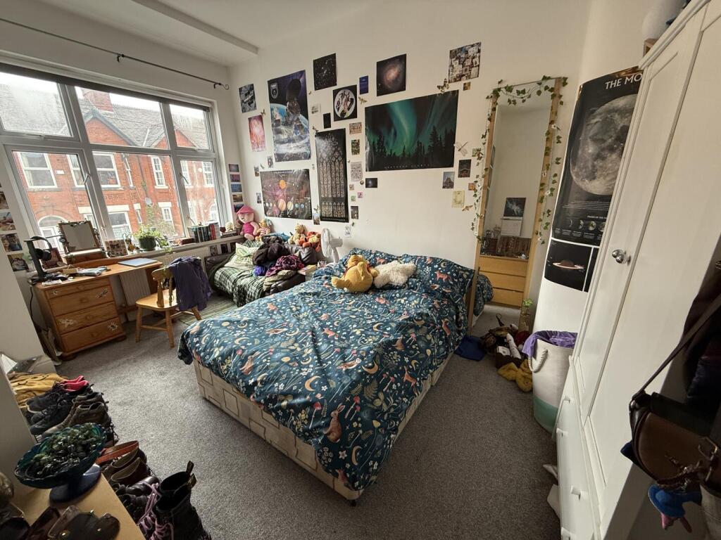 room3.JPG