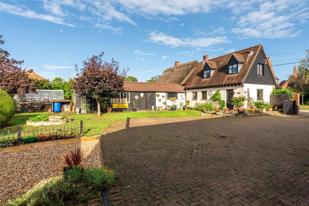 Rear/Driveway