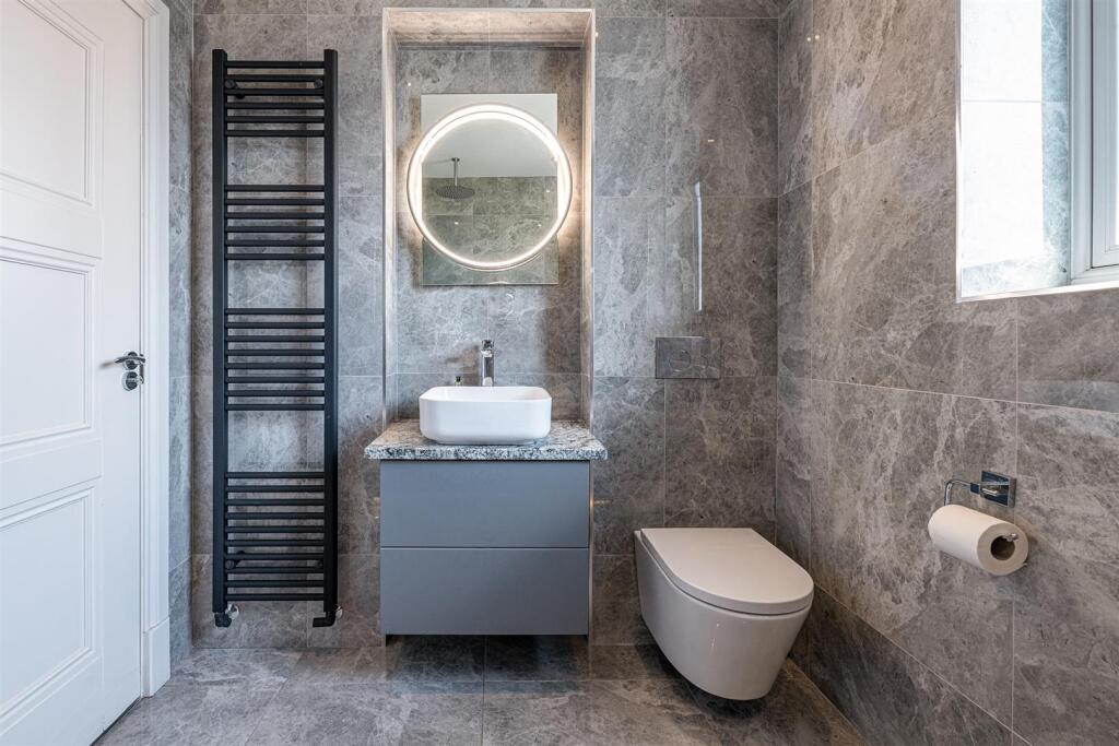 BROOK-FARM-BATHROOM-1C.jpg