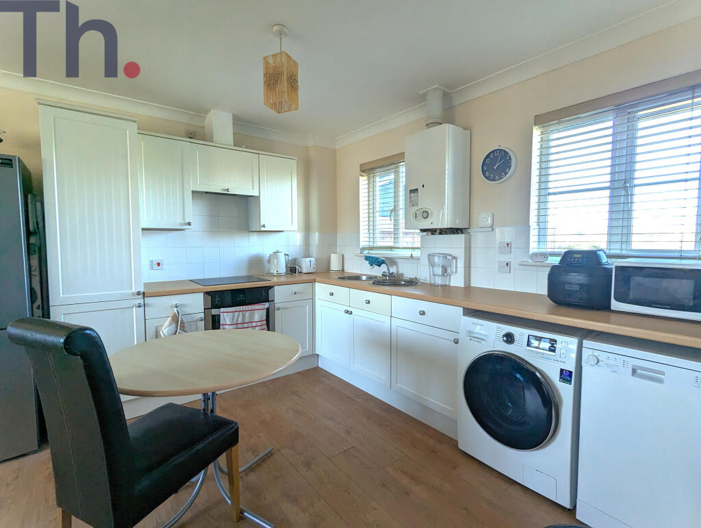 Kitchen pic 1