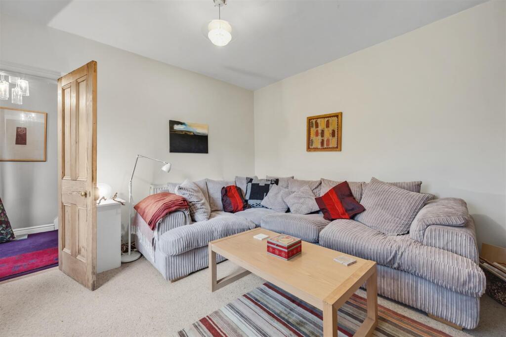 Sitting Room towards entrance hallway.jpg
