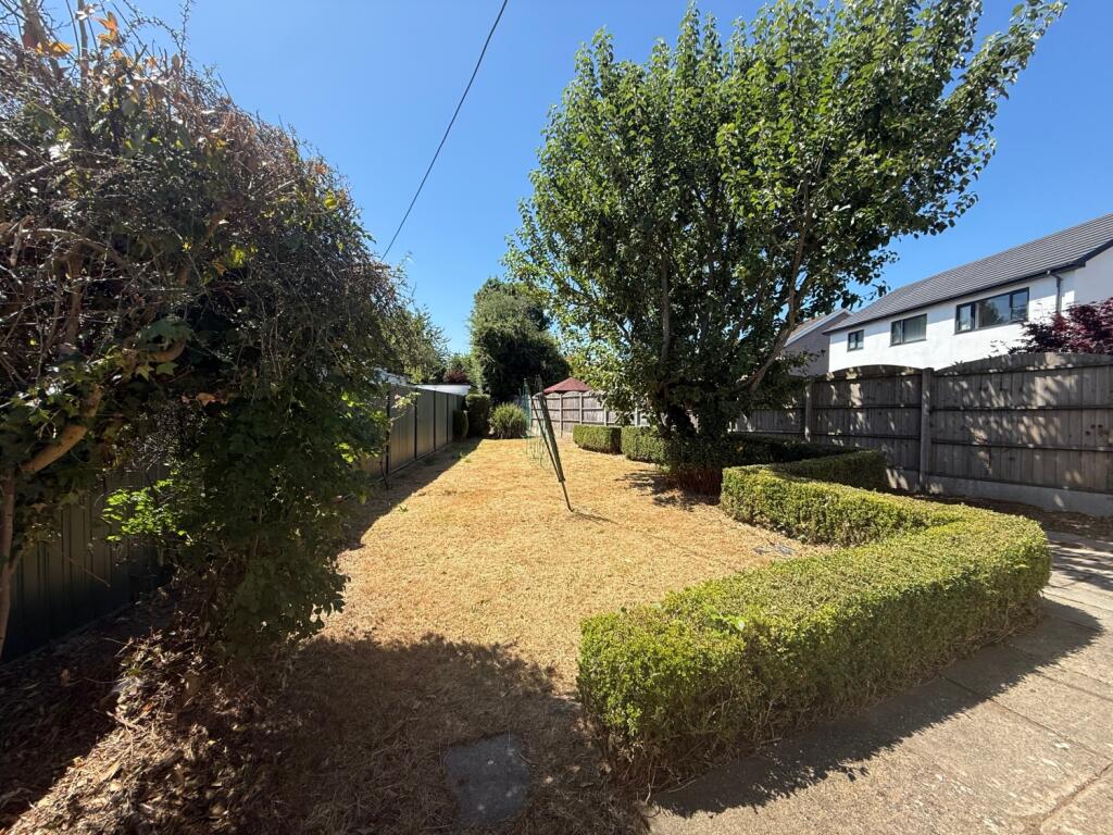 0057157C-D5AE-47B1-BDFC-29E5E8C88967