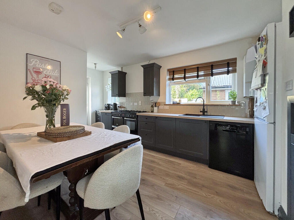 Kitchen/Dining ro...