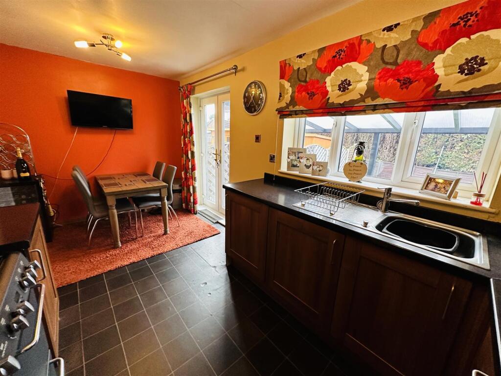 Kitchen Diner