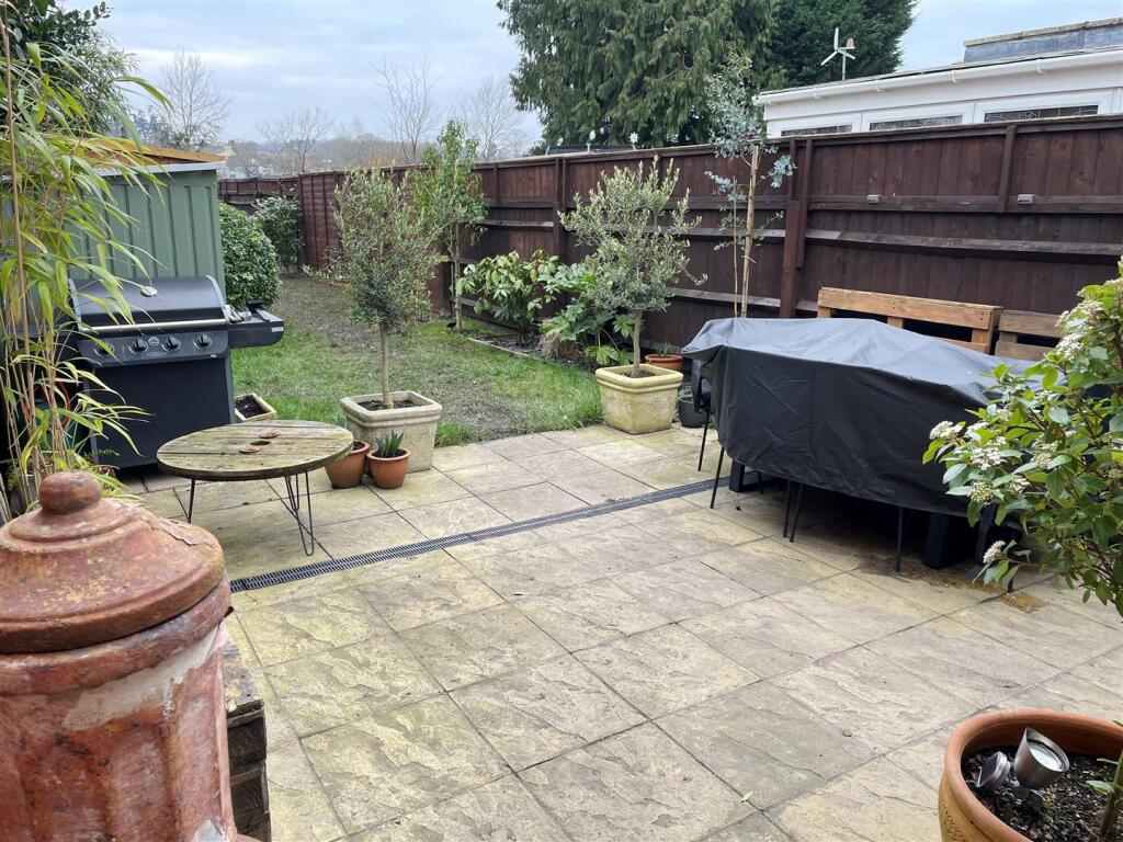 Grd Patio Area 1.JPG