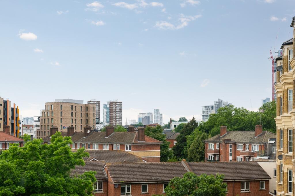 Gedling Court 9 (...