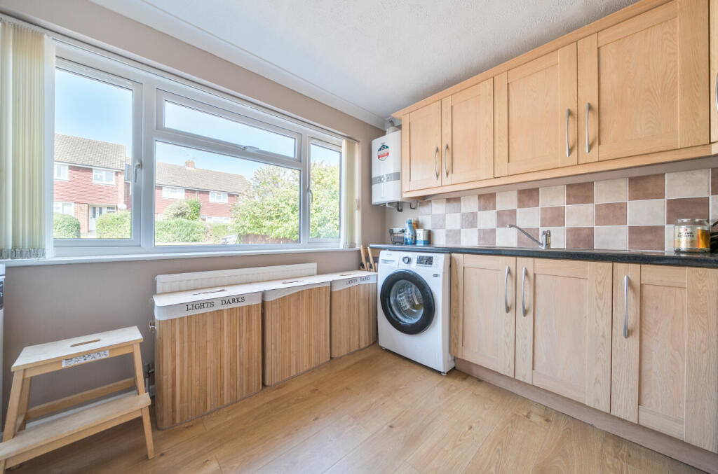 1340356-43-689f5d...