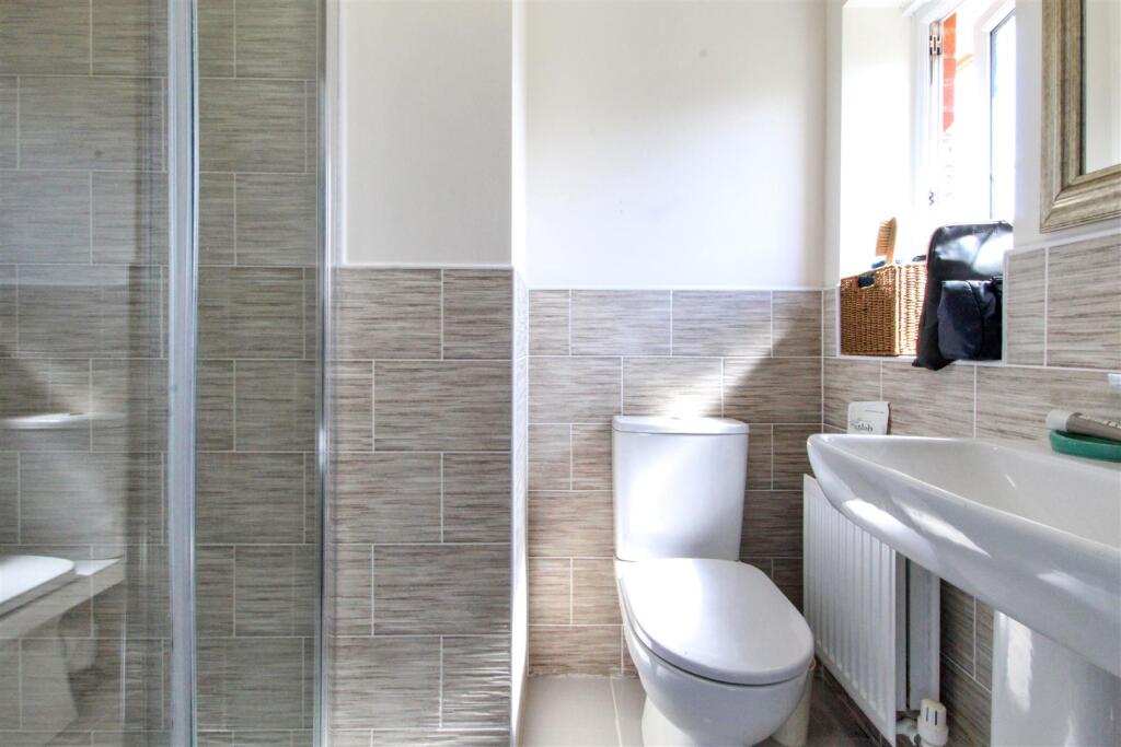 ensuite-4.jpg