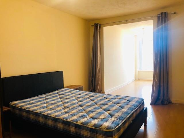 Bedroom i.jpg