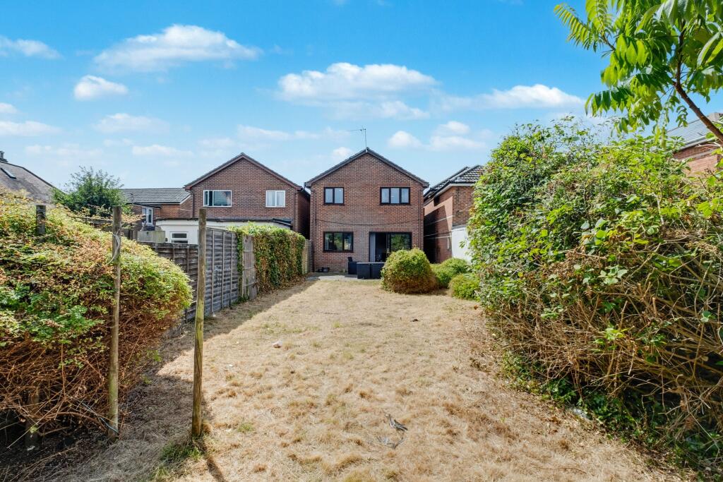 76 Cardigan Road, Bournemouth BH9 1BG