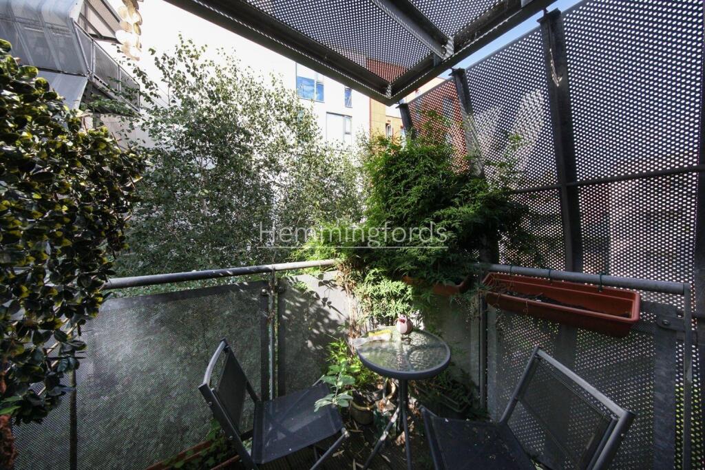 Flat 9, Domecq House - ECHy3S2Ug6mTyr5TnWIx.jpg