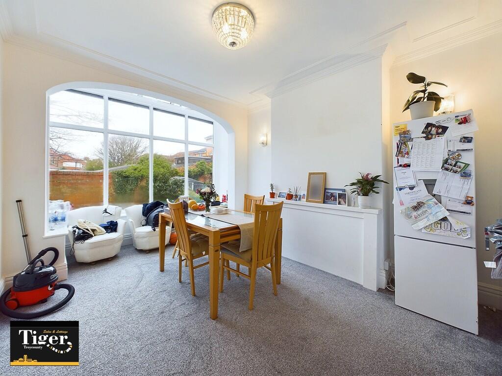 CAM03440G0-PR0244...