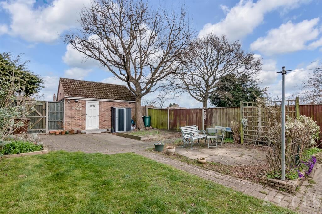 80 Reepham Road, Norwich, NR6 5LT (4).jpg