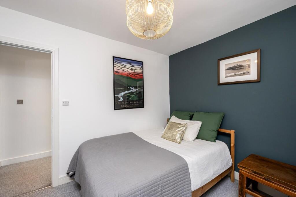 Elizabeth Avenue (18).jpg