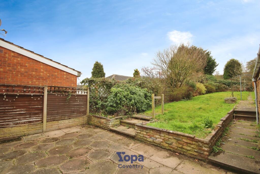 Dec9b966-Rear 20Garden 202.JPG