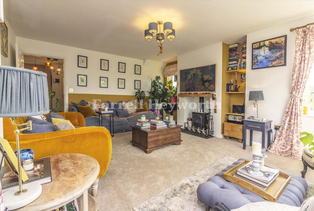 Lounge b