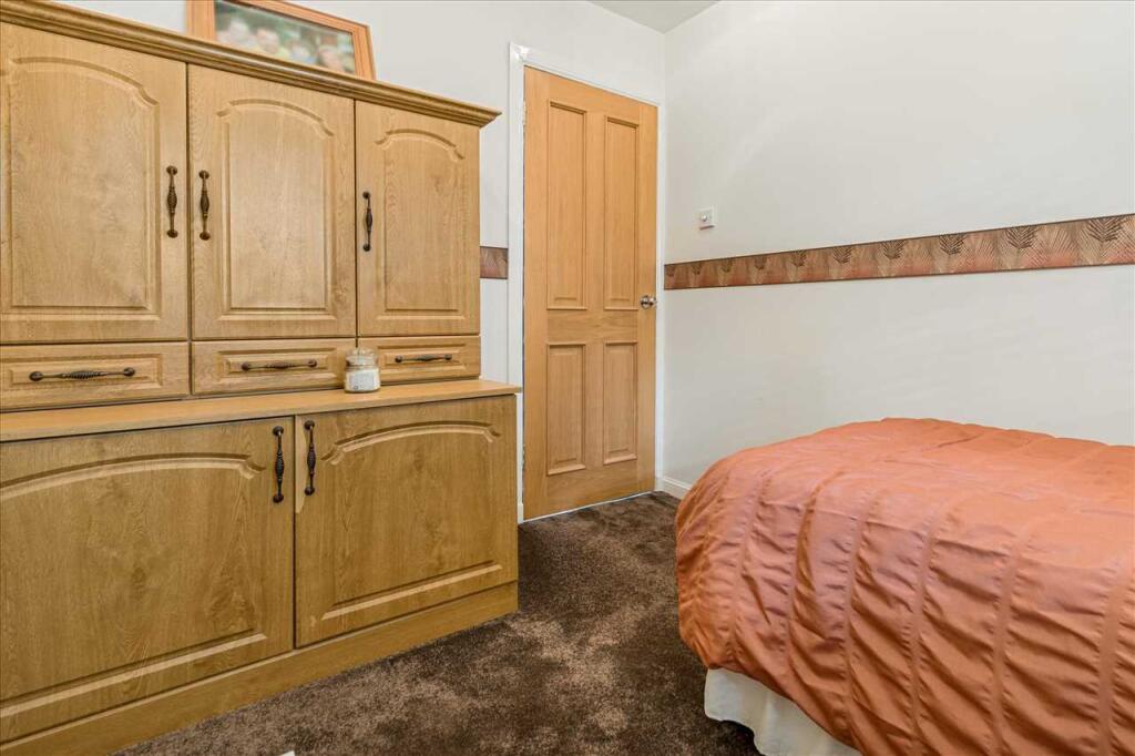 Bedroom Four (2)