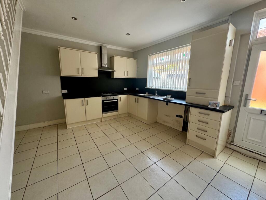 NEW KITCHEN