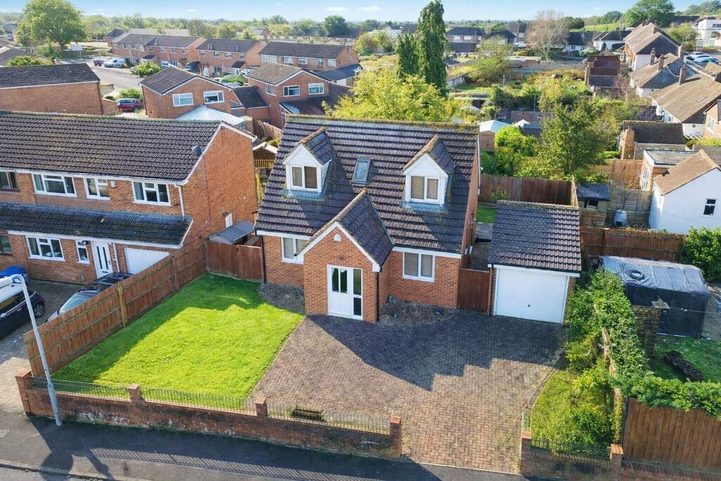 Porters Close, DEANSHANGER MK19