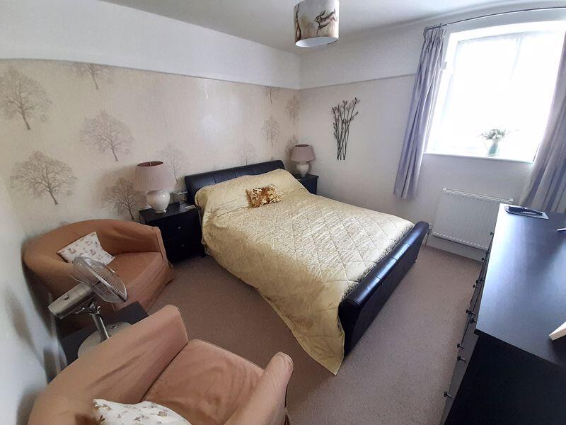 House Suite 4 Bedroom