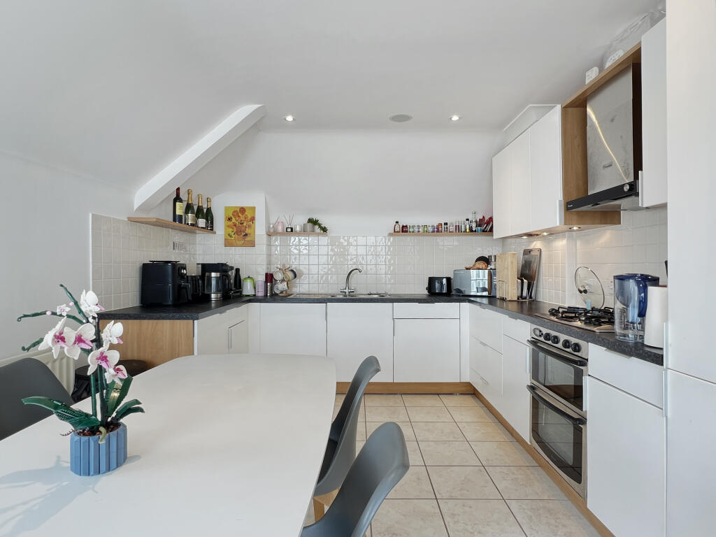 8a722f966488916c53ea2c1cb7fa4efea163bf3e