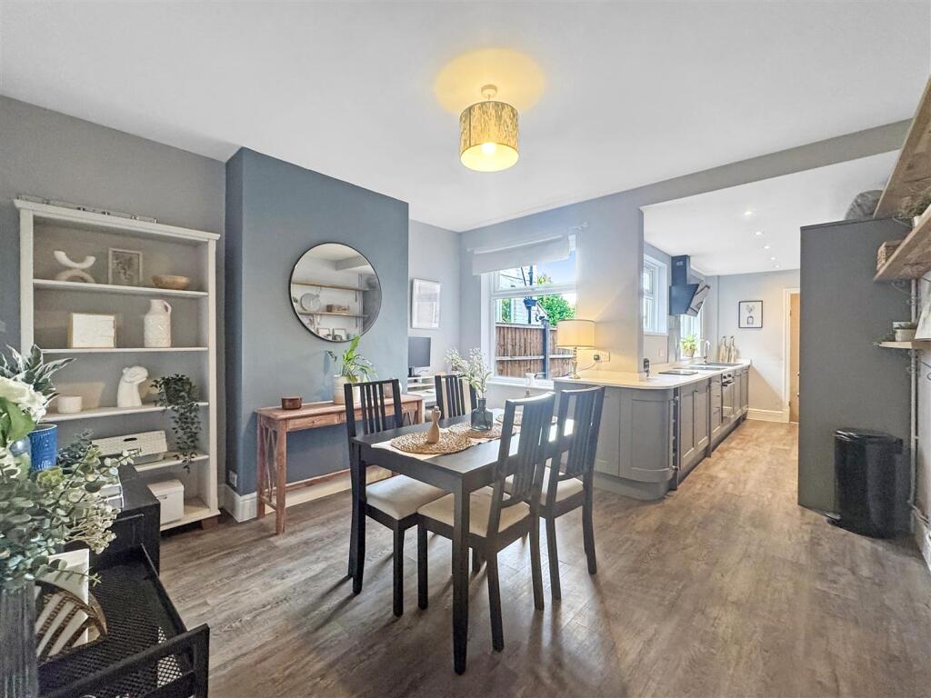 Open Plan Dining Kitchen
