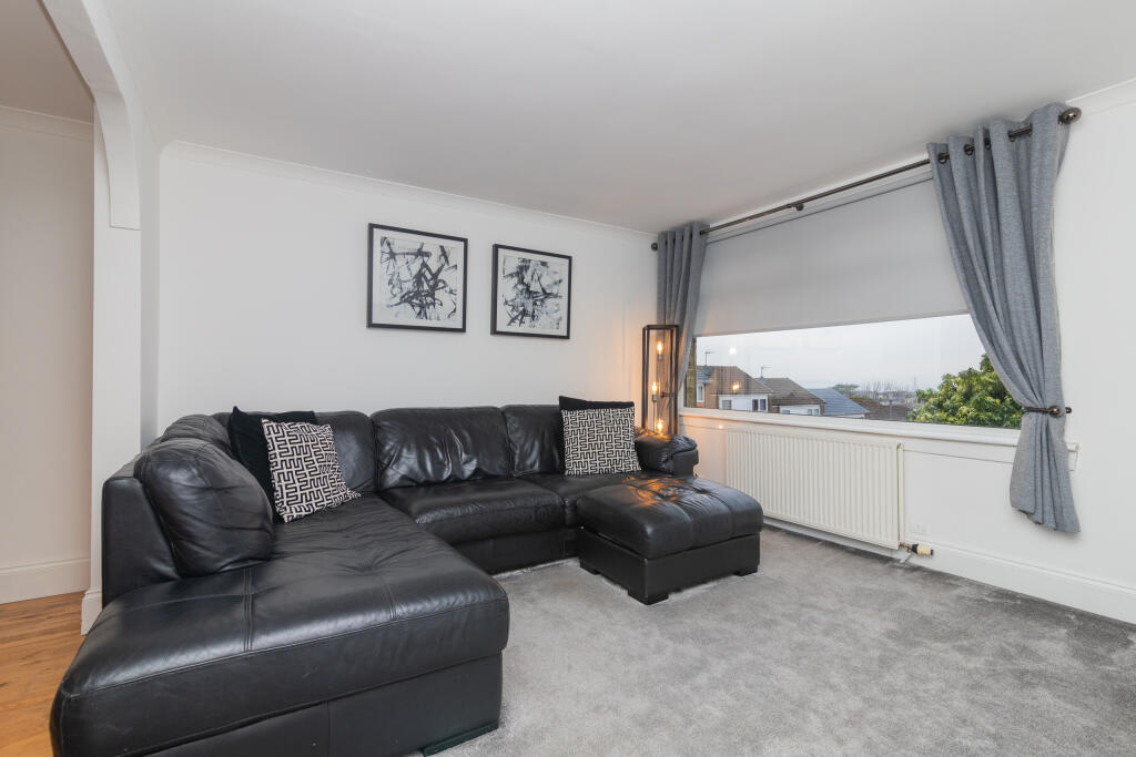 35 foxbar drive Paisley L-1