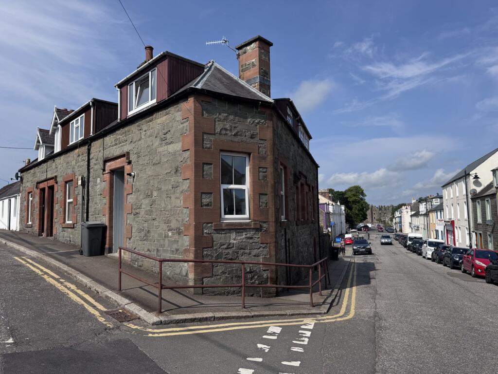 34 Millburn Street, Kirkcudbright - Williamson and