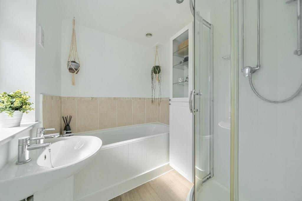 1294013-22-682709f2c7010-ARW1294013-22-682709f2c70