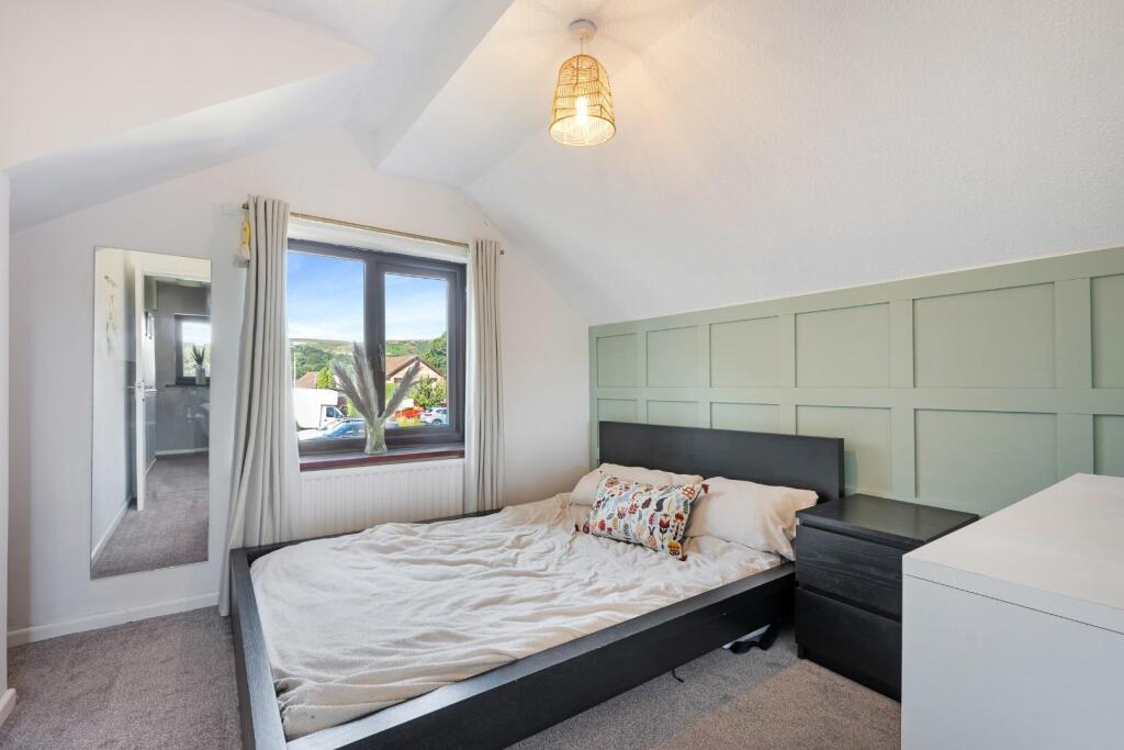 9 Kirkdale Close HDR-14.jpg