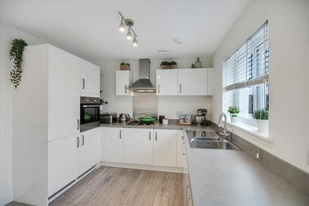 Kitchen Dining (1)
