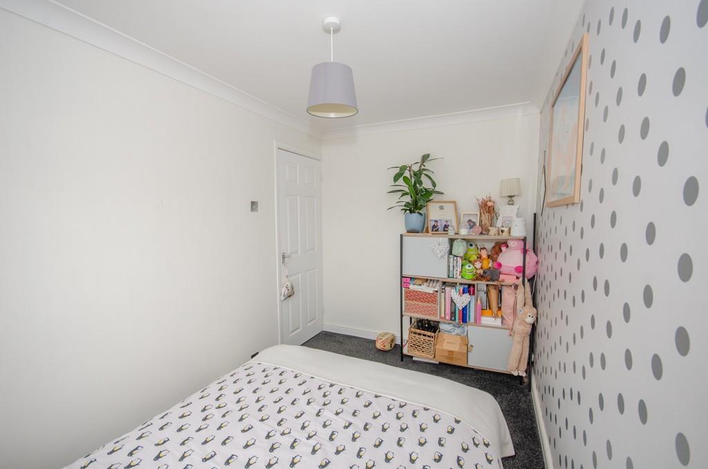 Bedroom two pic 2.jpg