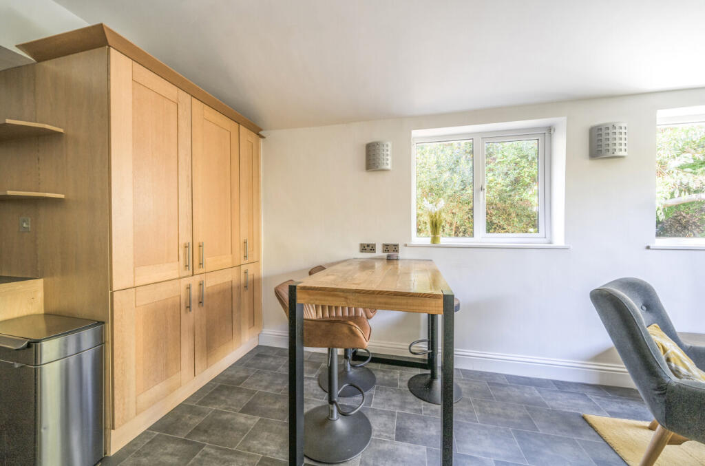 1355597-19-68cd66...