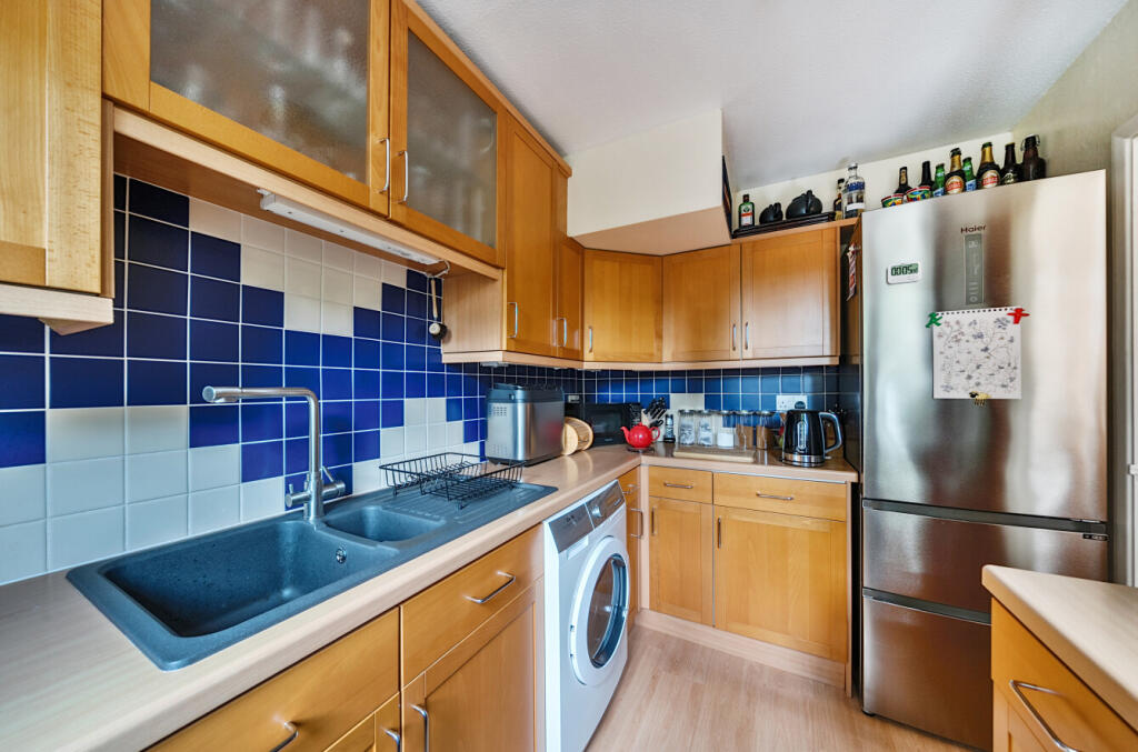 1311878-13-68527e...