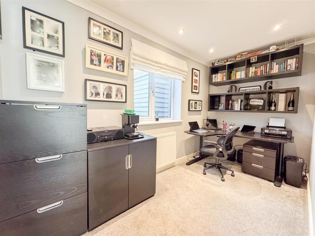 Study/home office